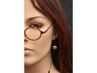 Handmade design brillenkoordje, zwart wit met etnische kralen