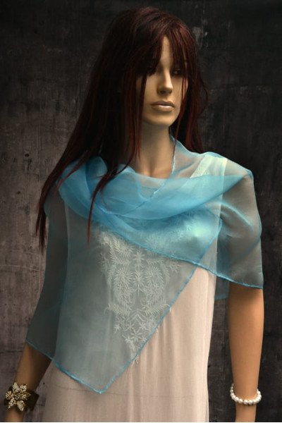 Licht turquoise organza zijden sjaal